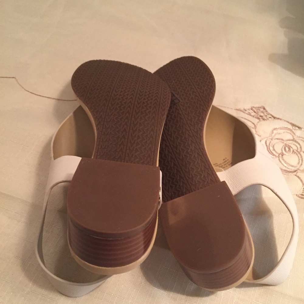 MICHAEL Michael Kors tan heeled sandals sz. 8.5 - Picture 5 of 5